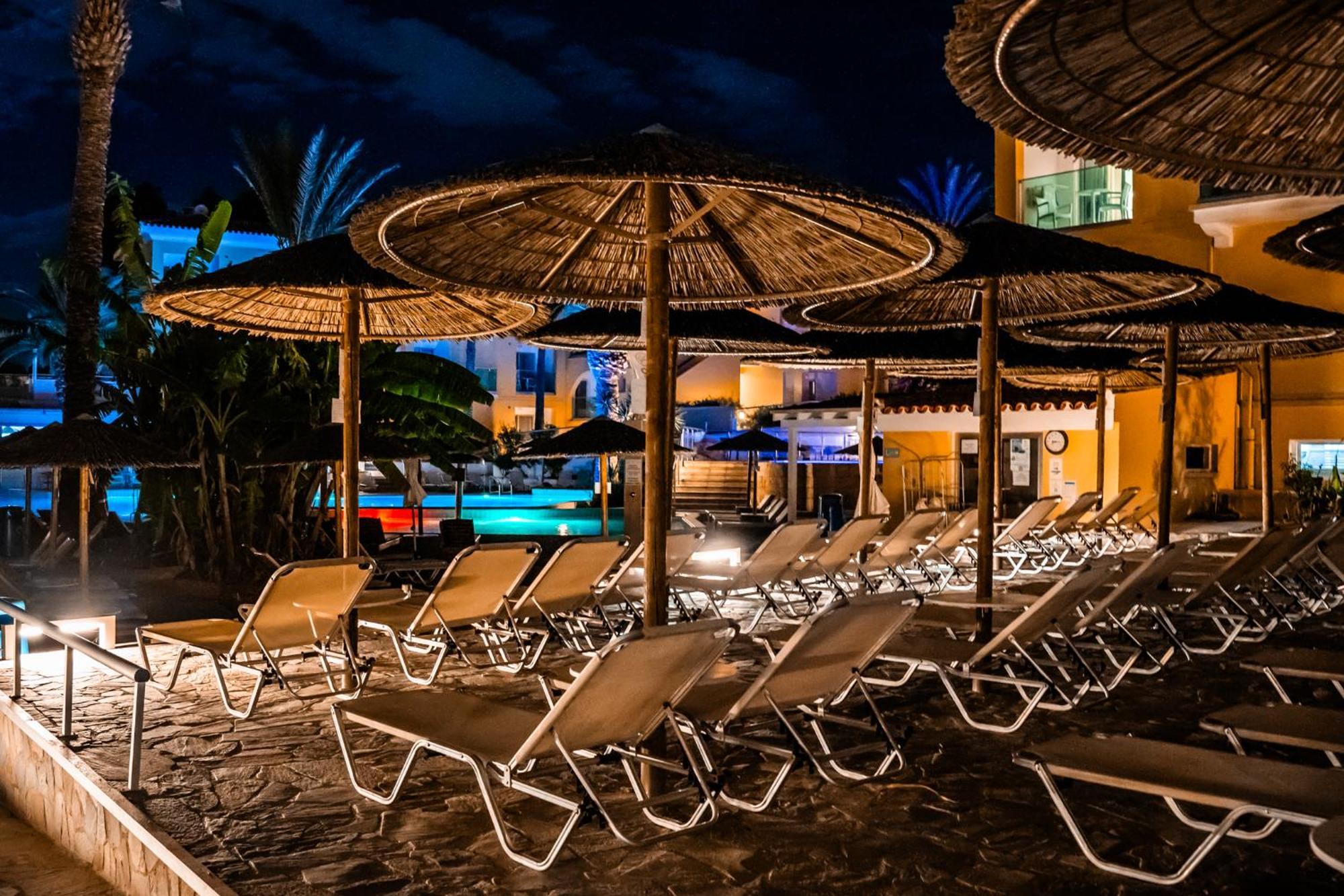 Malama Beach Holiday Village 프로타라스 외부 사진